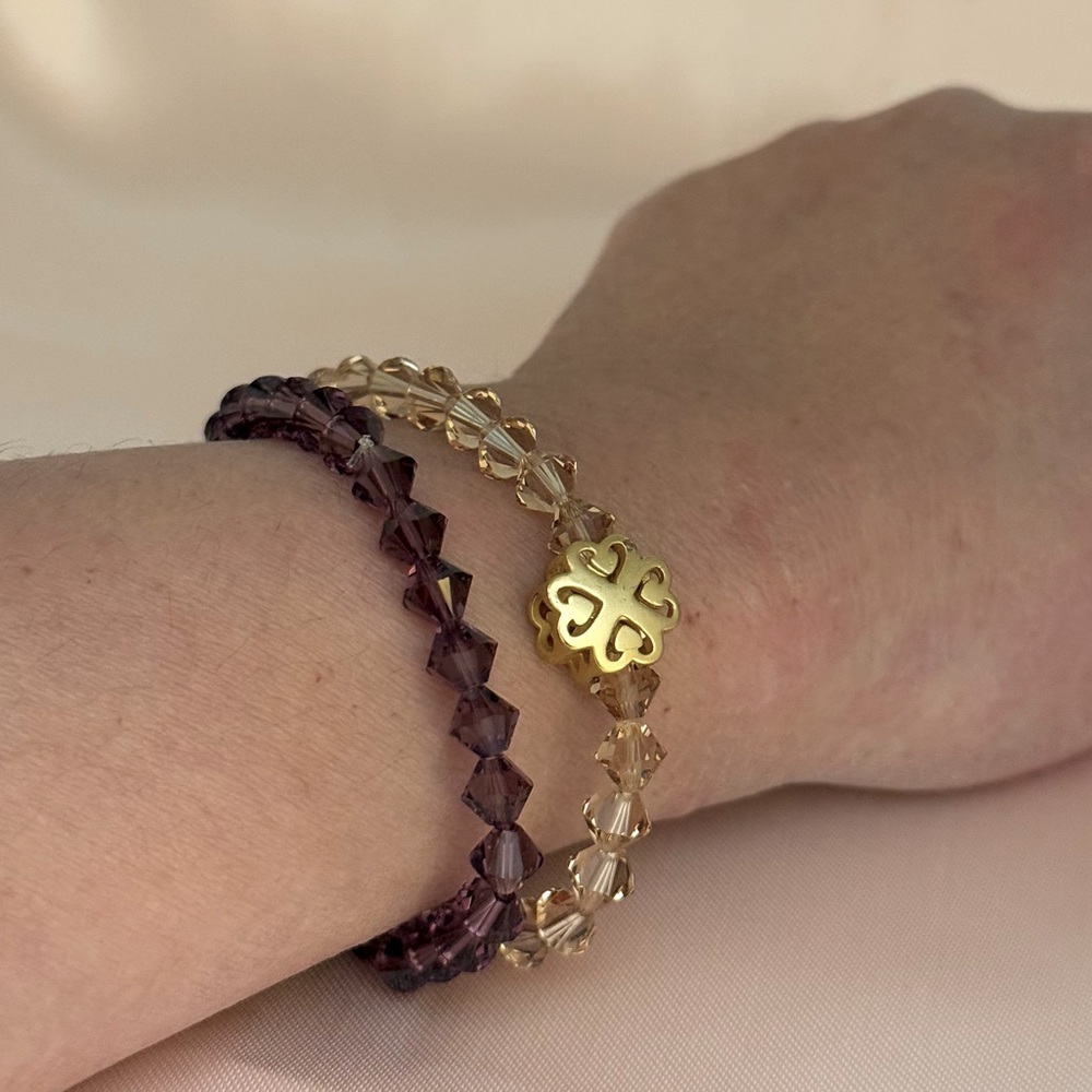 Bracelet fashion jewelry Swarovski style stones unused like new